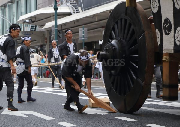 函谷鉾・昼・巡行・前祭