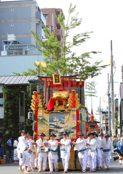 八幡山・昼・巡行・後祭